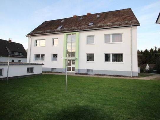 Idyllisch gelegene 3-Zimmer-Wohnung mit Tageslichtbad
