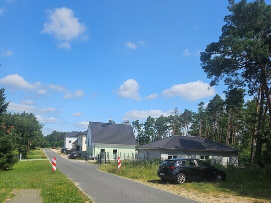 Rauen naturnahe zentrale familienfreundliche Grundstückslage