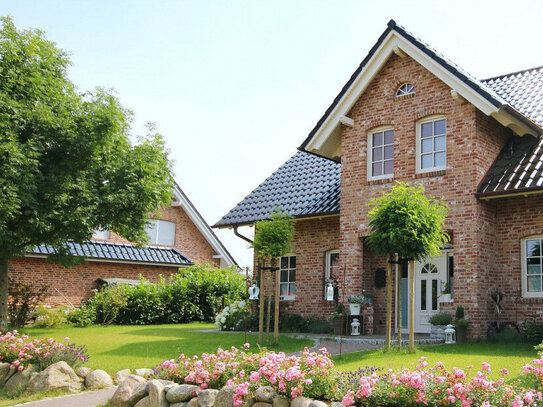 Charmantes Kapitänshaus in Kellinghusen Niedrigenergiehaus mit Wärmepumpe Neubau in Planung