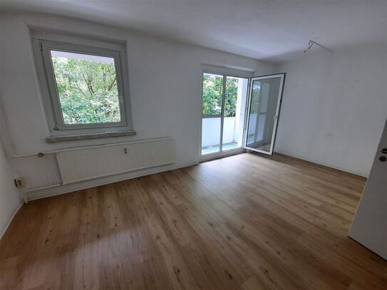 3-Raum-Wohnung mit Balkon mit unserem Weihnachtsvorteil sichern!