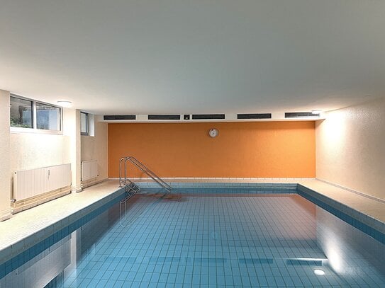 Schöne 68m² 2-Zimmer Terrassenwohnung in Nürnberg-Langwasser, inklusive Schwimmhalle und Sauna-Mitbenutzung, mit 28m² T…