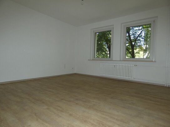 *** Covivio saniert für Sie! 3-Raum-Wohnung mit Balkon! ***