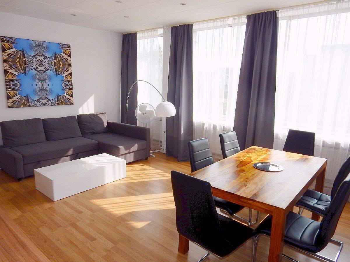 Möbliertes Apartment am Kurfürstendamm - Photo 1