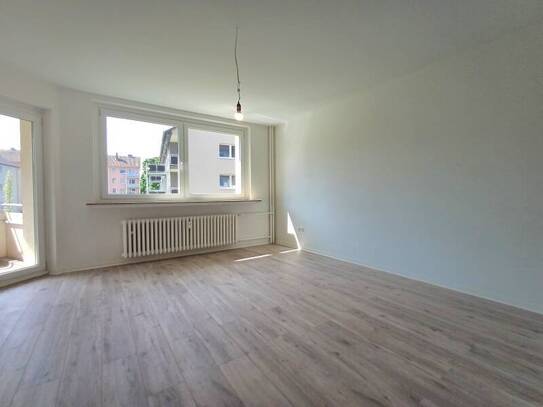 3 Zimmer Wohnung mit Balkon