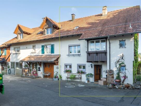 900qm Landidylle gewünscht? Hier bitte.... hübsches Landhaus & Bauplatz in Baltersweil!