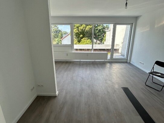 Kapitalanlage! Etagenwohnung mit großer Terrasse zu verkaufen ***Erstbezug nach Sanierung***