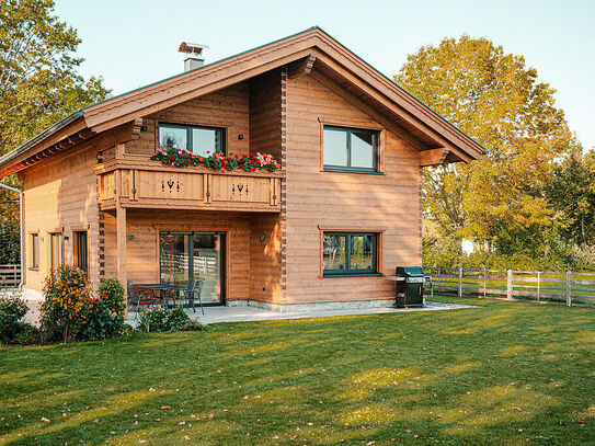 Tolles Blockhaus inkl. Grundstück für die Familie