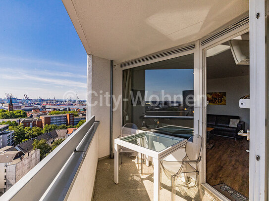 Komplett ausgestattetes Apartment mit Blick auf Elbe und Hamburger Hafen, in Hamburg-St.Pauli