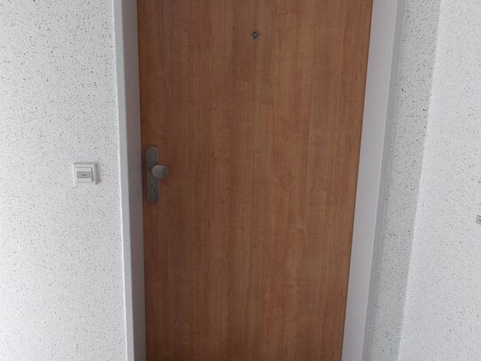 Schöne 2 ZKB Wohnung mit Balkon in ruhiger Lage