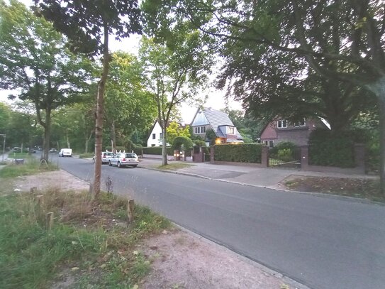 Sehr helle Wohnung im schönen Marienthal mit sonnigem Balkon