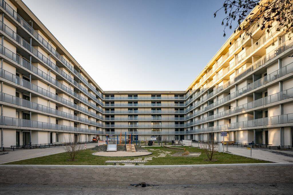 Exklusive 3 Zimmer Wohnung mit Terrasse in Wasserlage - Foto 1