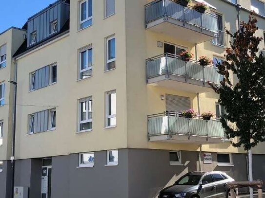 Lichtdurchflutete Wohnung in Innenstadtlage mit Balkon! Altengerecht