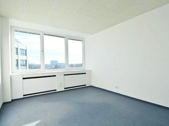 Schönes Büro mit grandiosem Ausblick