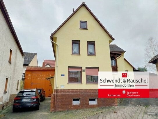 Einfamilienhaus mit viel Nebengebäuden in Wölfersheim-Berstadt