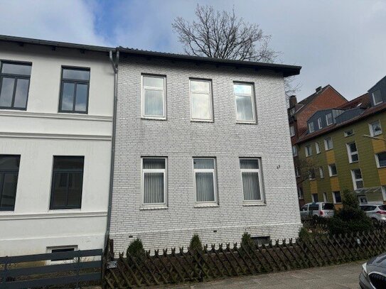 Doppelhaushälfte mit Garage auf 298 m² Eigenland in 21079, Hamburg-Harburg