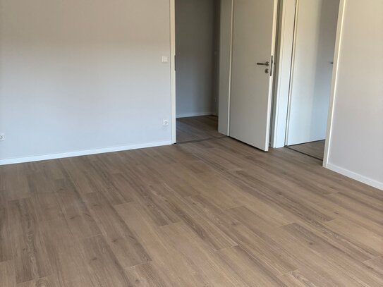 Erstbezug nach Sanierung - helle 3-Zimmer Wohnung mit Küche in der Altstadt