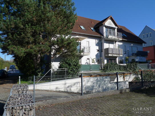 Appartement mit Terrasse und kleinem Gärtchen - gut vermietet