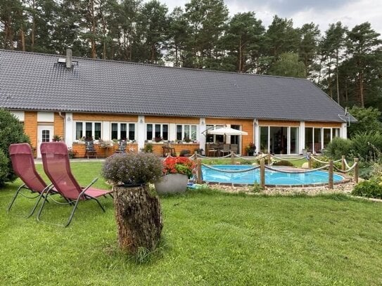 2 Wohneinheiten im Bungalowstil nahe Möllensee, POOL und Gewerbenutzung