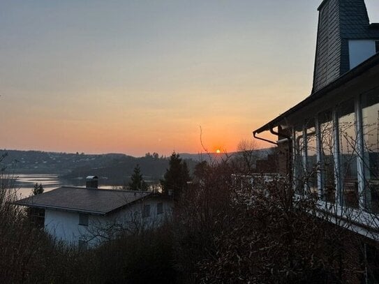 Traumhaftes Einfamilienhaus oder Ferienimmobilie am See mit Wellnessbereich und Seeblick