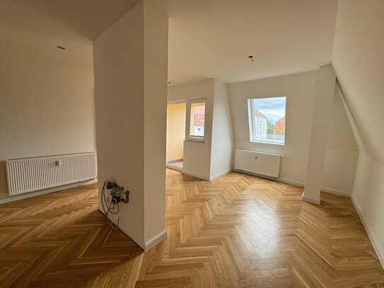 Dachgeschosswohnung mit hochwertiger Ausstattung, Balkon