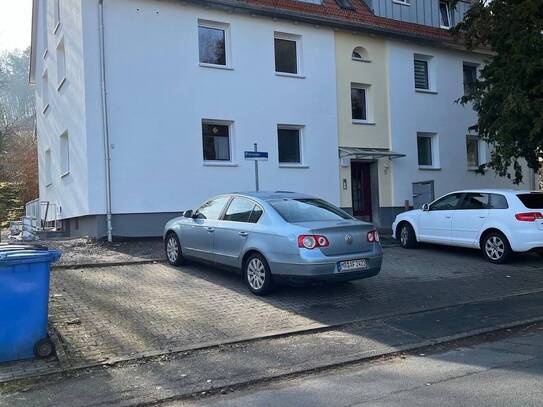 Erdgeschosswohnung mit drei Zimmern