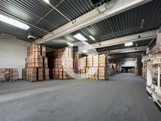 Beheizbares Logistik/-Umschlagslager mit ca 1.460 m² (Rampe + ebenerdig) an der A1 zur Miete