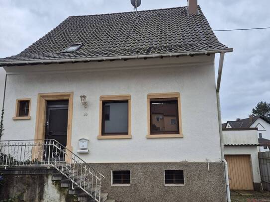 PROVISIONSFREI+++ELEKTRO NEU + FENSTER NEU + BAD NEU - EINFAMILIENHAUS IN DIEFFLEN (REF 0437)