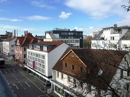 Perfekte Projektwohnung am Marktplatz Sindelfingen /frisch renoviert /voll-möbliert