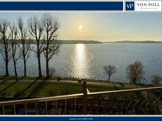 Unverbaubarer Müritz - Panoramablick über alle Etagen, Stadthaus in Hanglage, im Stadtzentrum