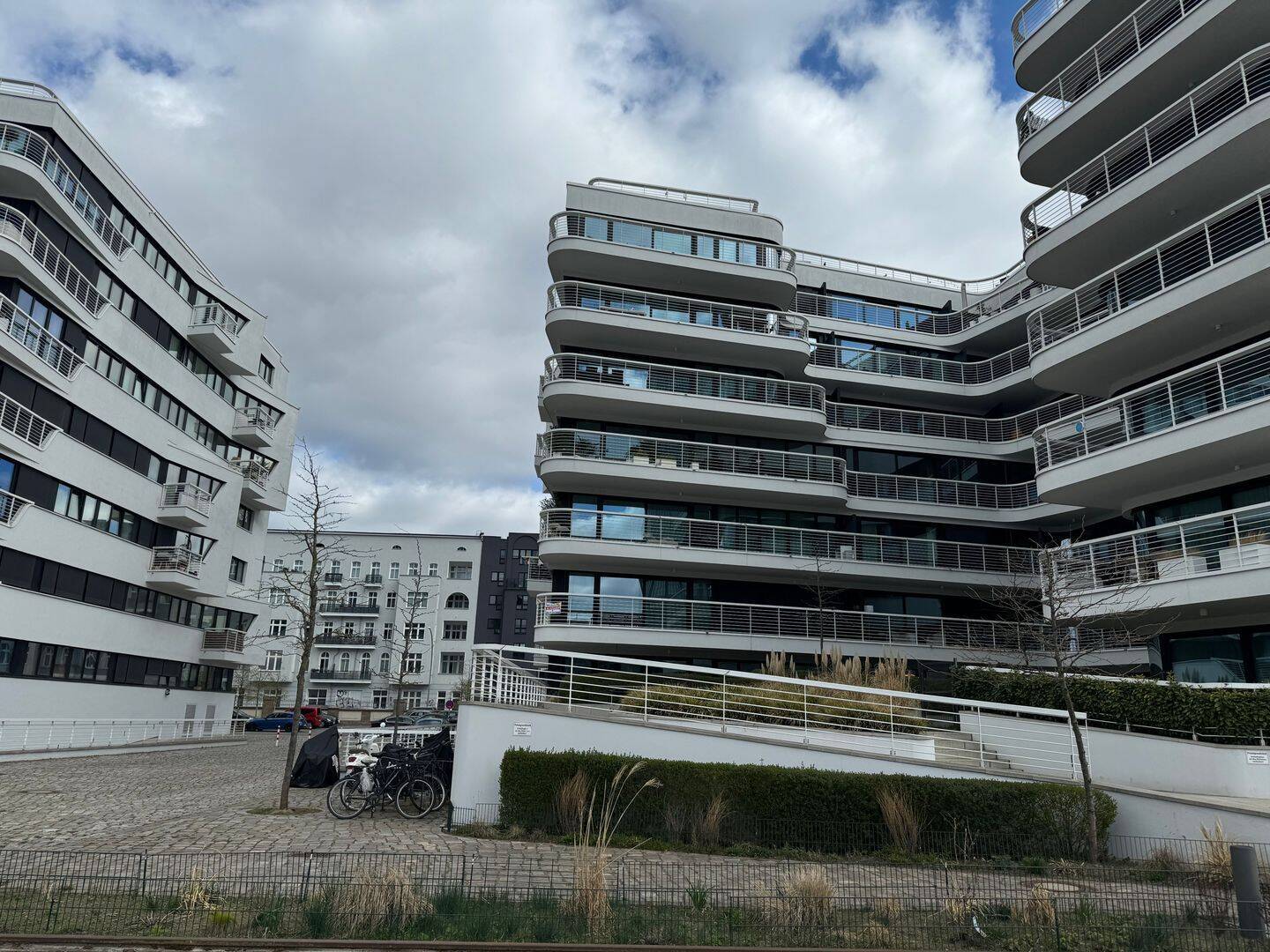 Exklusive 2 Zimmer Wohnungen mit Balkon und Wasserblick - Foto 1