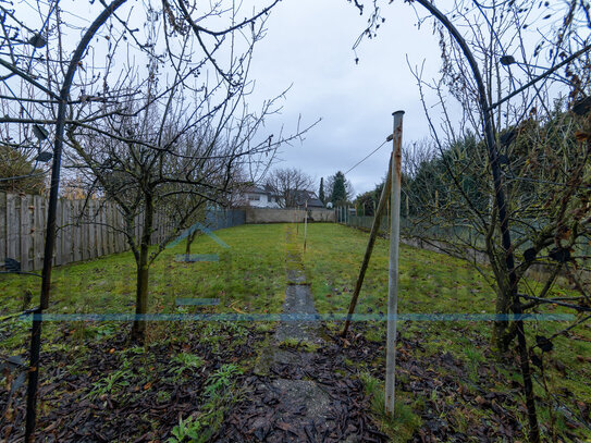 Frechen-Bachem, ca. 105 m³ Wfl., 5 Zimmer, 2, Bäder, DHH auf 600 m² Grundstück, Garage, 2 Stellplätze