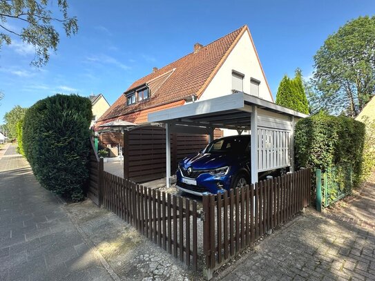 PURNHAGEN-IMMOBILIEN - 3-Zimmer-Erdgeschosswohnung mit Carport in zentraler Lage von Bremen-Aumund