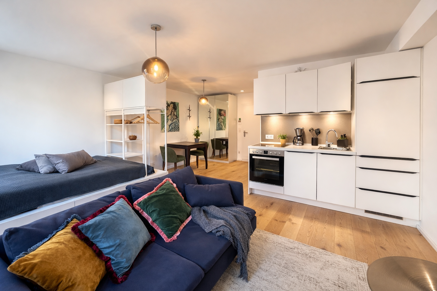                                                               WE 1 Modernes, voll m&ouml;bliertes Design-Apartment in St. Johannis                                                       in Neunhof (Nürnberg)