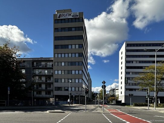 Schöne Büroräume in zentrale Lage mit toller Aussicht