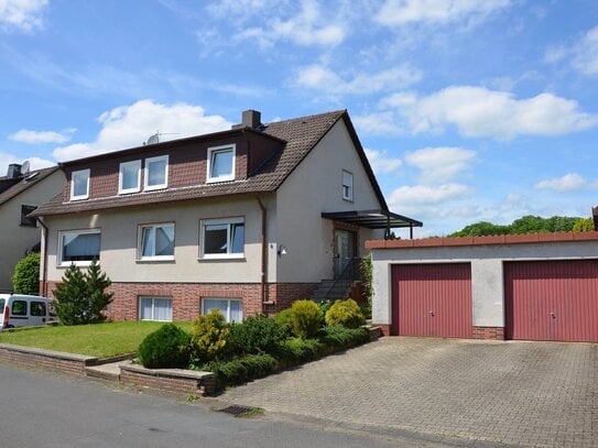 Großzügiges Zweifamilienhaus mit Garten und unverbautem Blick zu verkaufen! KEINE KÄUFERPROVISION!