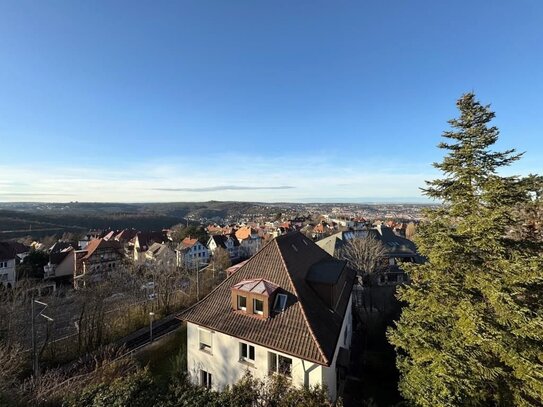 Aussicht genießen! Sofort beziehbare 3 Zimmer-Wohnung mit Panoramablick über Stuttgart!