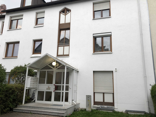 Helle 2 Zimmer Wohnung mit Balkon in Erding