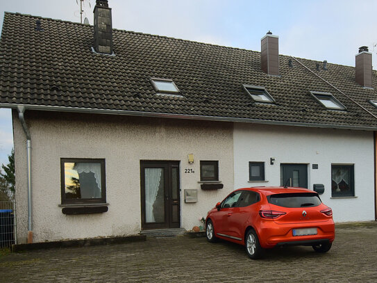 Unweit vom Fördergerüst Grube Göttelborn steht ruhig Ihr Haus in der Hauptstr. 221a in Mechweiler