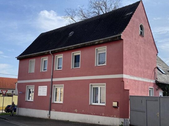 Große 4-Zimmer-Wohnung nahe Bernburg