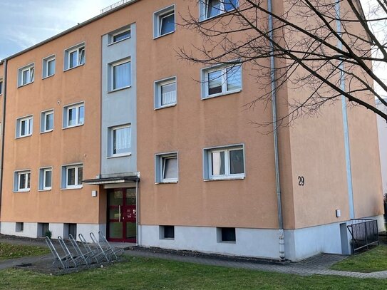 Erdgeschosswohnung mit viel Platz & Balkon - ideal für Paare oder Familien