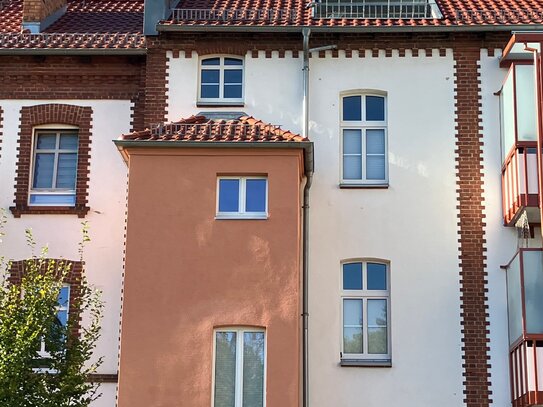 Großes Stadthaus mit Terrasse sucht Familie