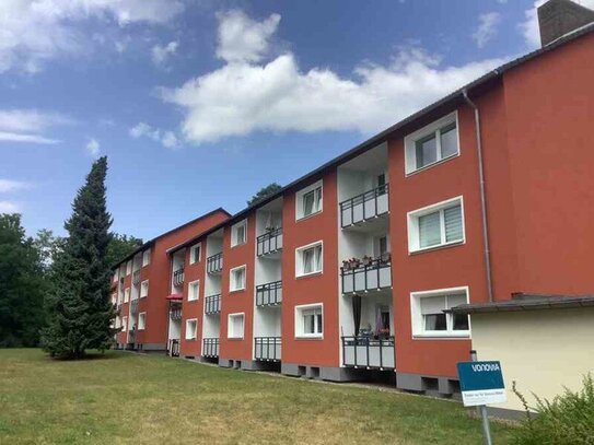 Helle und geräumige 3-Zimmer-Wohnung mit Balkon in Sennestadt