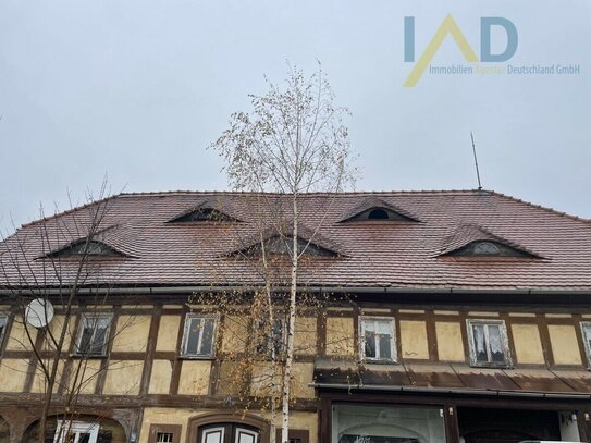 Denkmalgeschütztes Umgebindehaus mit massiven Seitenflügel und Nebengebäude in der Oberlausitz