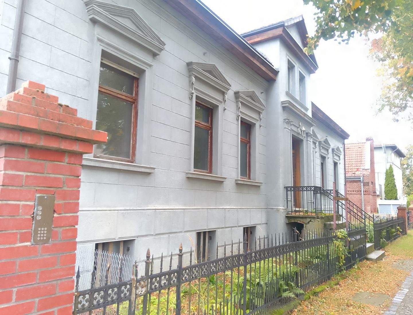 Historischer Vierseitenhof zum Verkauf/ Vermietung und Eigenherrichtung - Photo 1