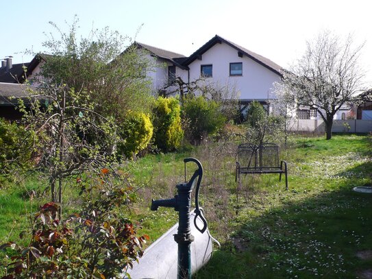 Gemütliches Fachwerkhaus mit großem Garten