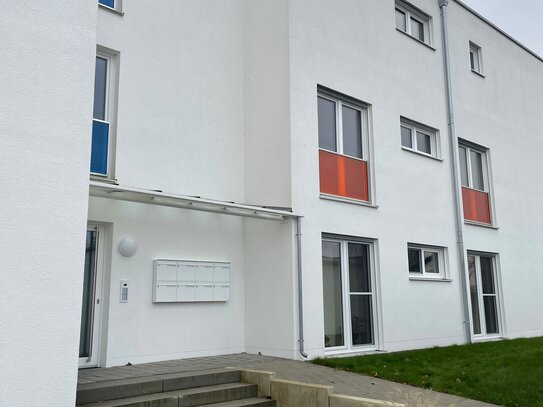 Schöne 3-Zimmer-Wohnung in Straubing - Ittling mit Dachterrasse