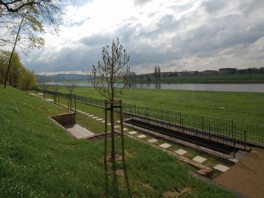 Baugrundstück mit Fernblick in ruhiger Bestlage von Loschwitz