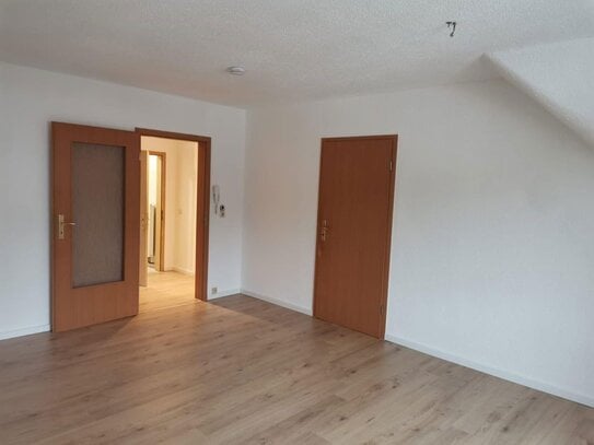 Großzügige 2-Raum-Wohnung, hell+freundlich, 2.OG ca. 71 m²