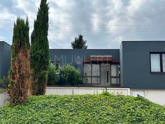 Attraktive Büroräume mit Terrasse in ruhiger Lage im Gewerbegebiet