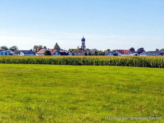 "Paradies für Mensch und Tier. Einfamilienhaus in ruhiger Lage mit viel Platz zu verkaufen."